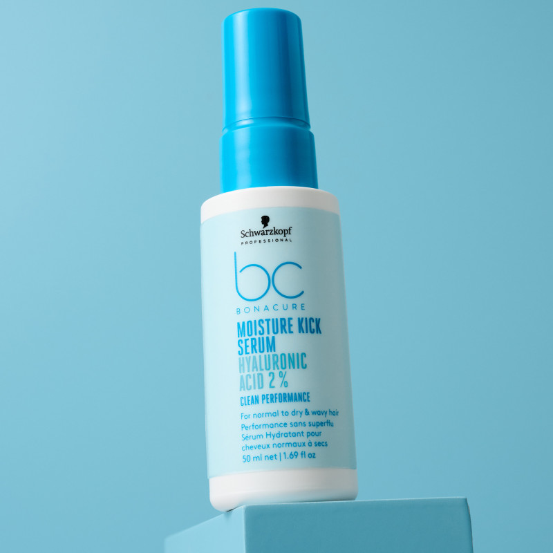 Sérum hydratant cheveux normaux à secs Moisture Kick - éclat souplesse brillance Sérum hydratant cheveux normaux à secs Moisture Kick - éclat souplesse brillance