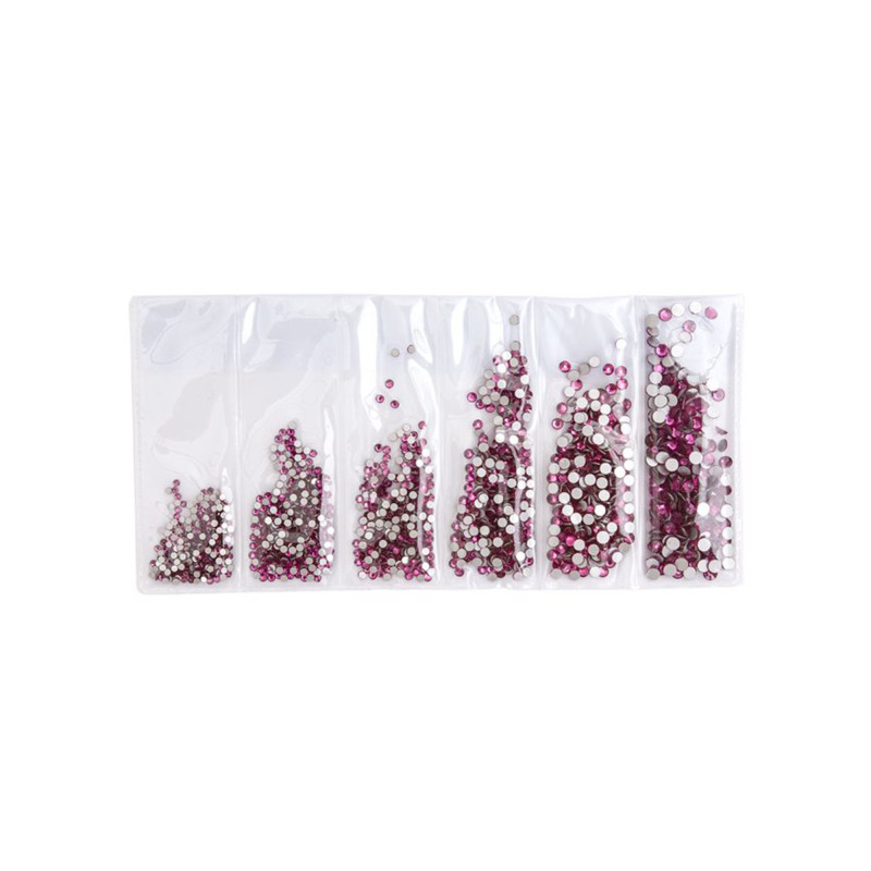 Décors d'ongles cristal - cosmic Décors d'ongles cristal - cosmic