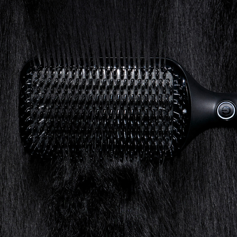 Brosse lissante chauffante ghd Glide+ Max – lissage rapide, ultra-lisse