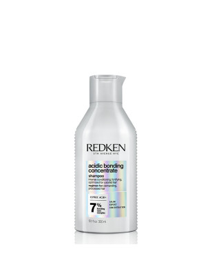 Shampooing Acidic Bonding Concentrate routine