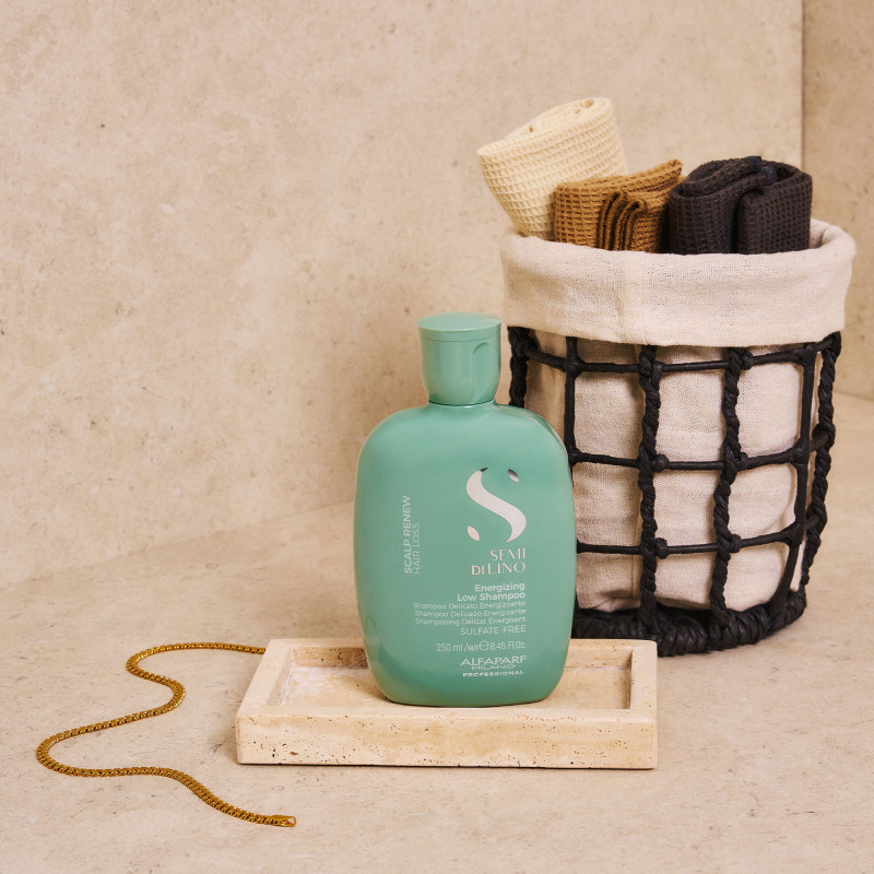 Shampooing délicat énergisant Scalp Renew Shampooing délicat énergisant Scalp Renew