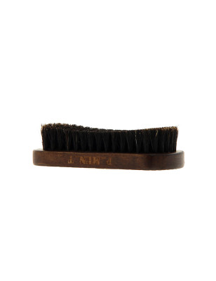 Brosse épouse-barbe large en bois de hêtre et poils de sanglier Brosse épouse-barbe large en bois de hêtre et poils de sanglier