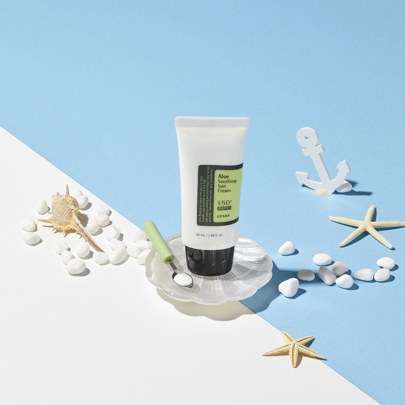 Crème solaire apaisante à l’aloès SPF50+ PA+++ Crème solaire apaisante à l’aloès SPF50+ PA+++
